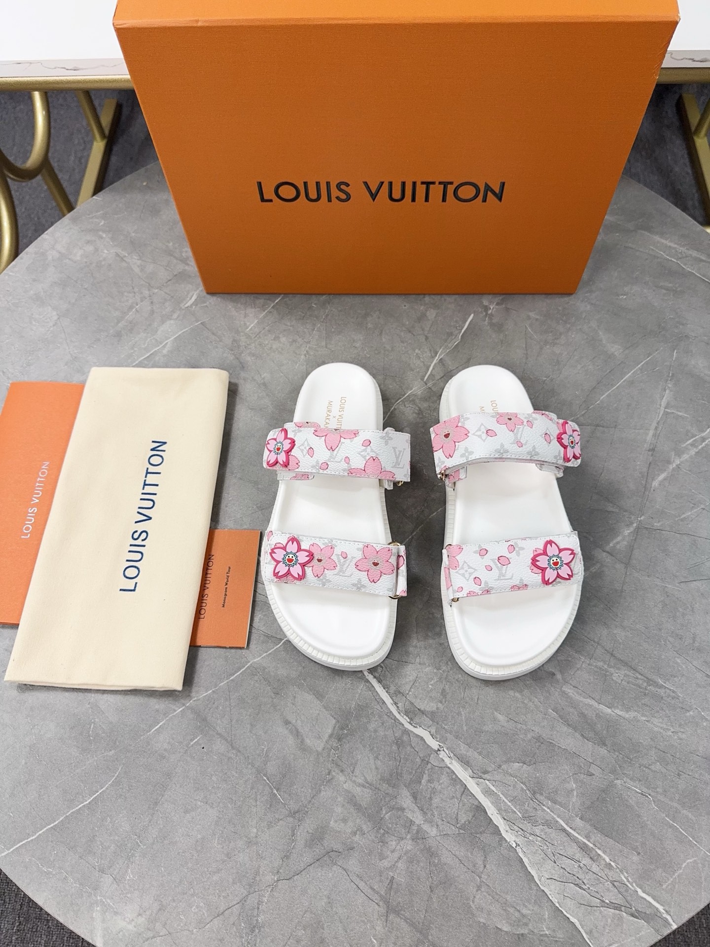 LV Couple Slipper