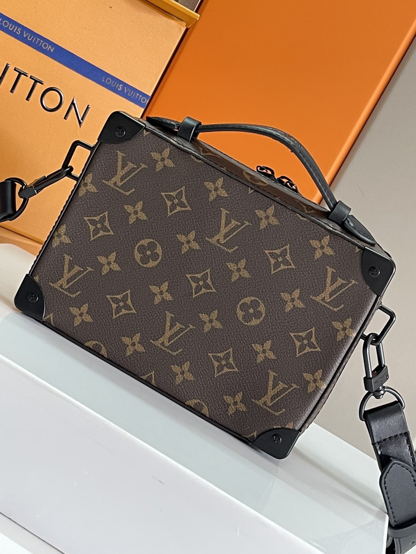 LV Bag M45935