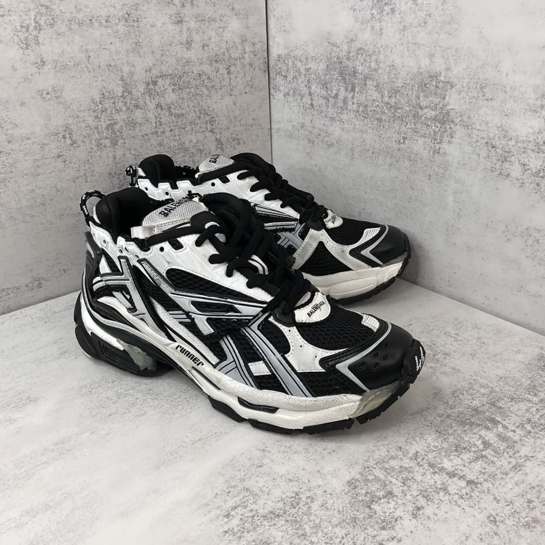Balenciaga Runner 7.0 2023
