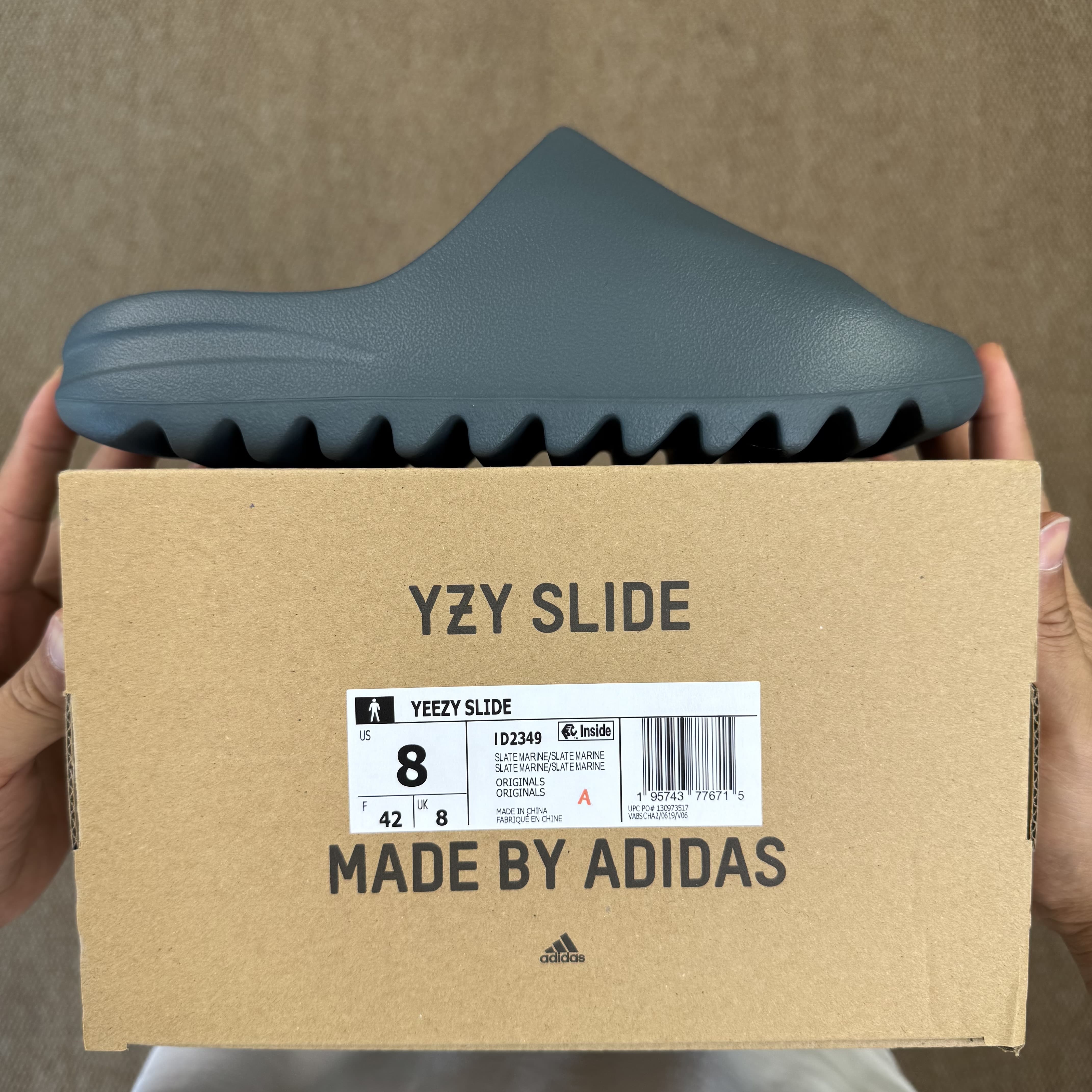 Yeezy Slide ID4132