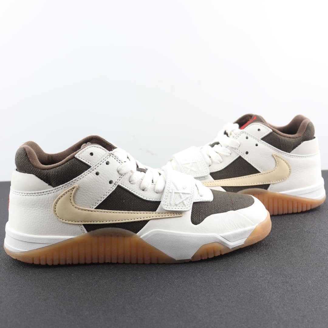 Travis Scott  x Jordan Jumpman