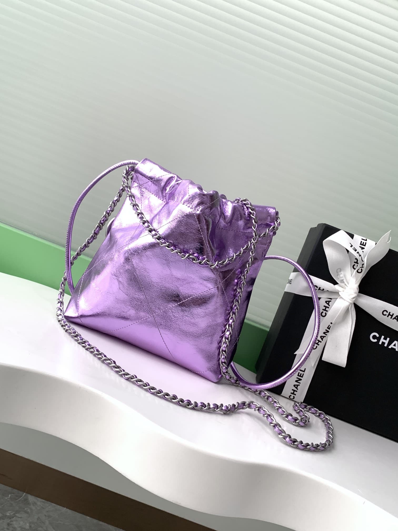 Chanel 22 Bag AS3980