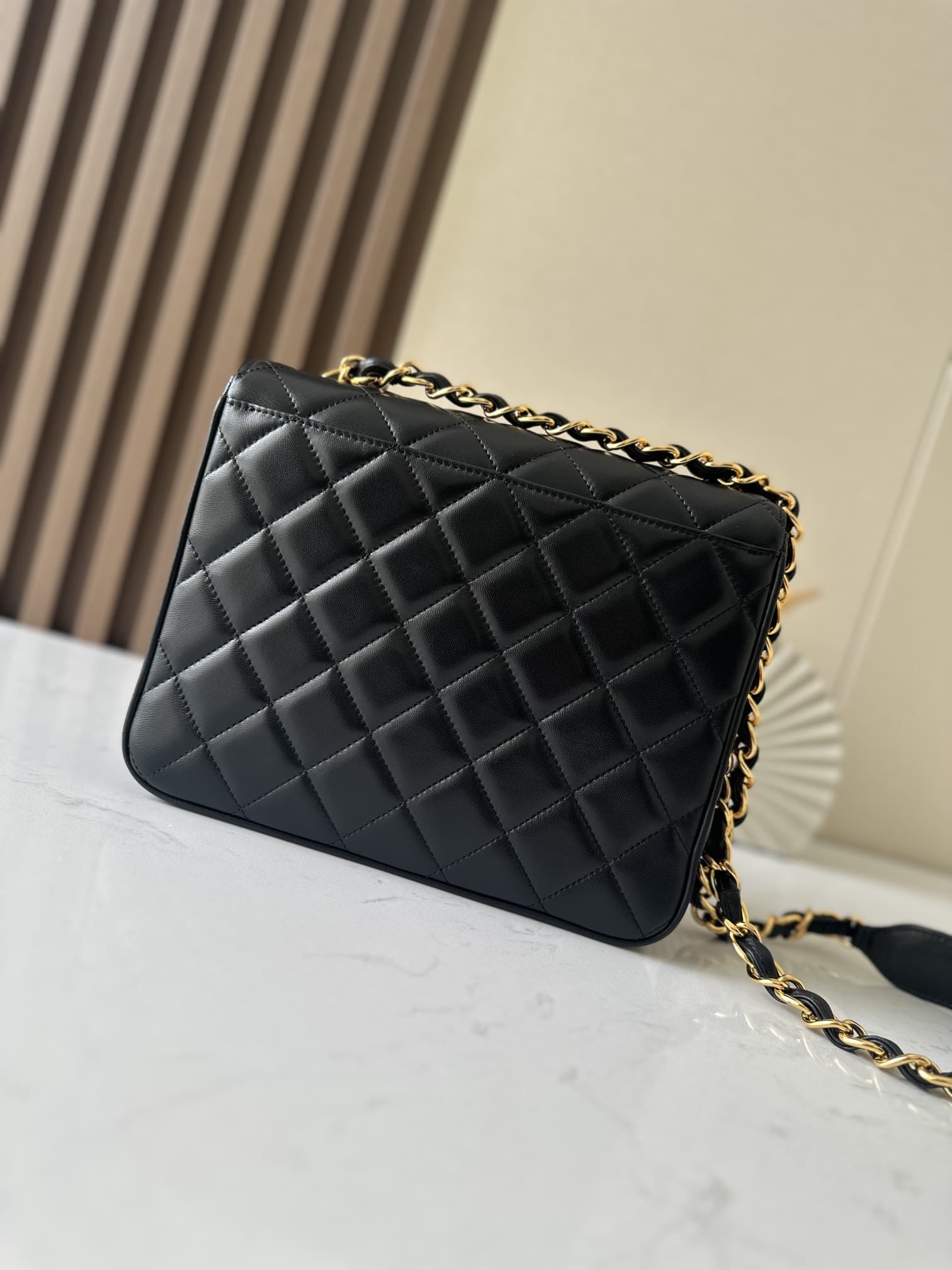 Chanel CF Classic Flap A2218