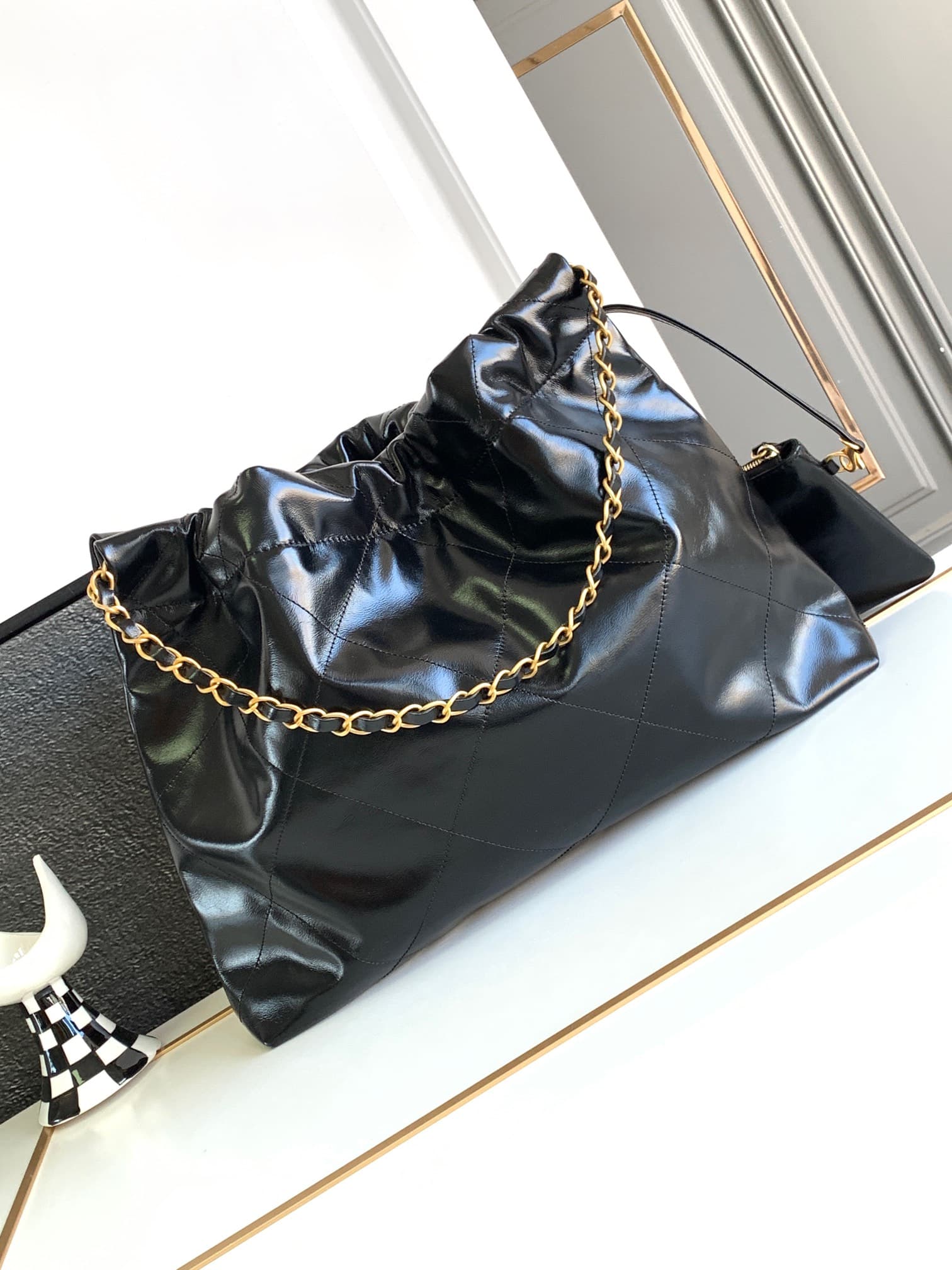 Chanel 22 Bag AS4486