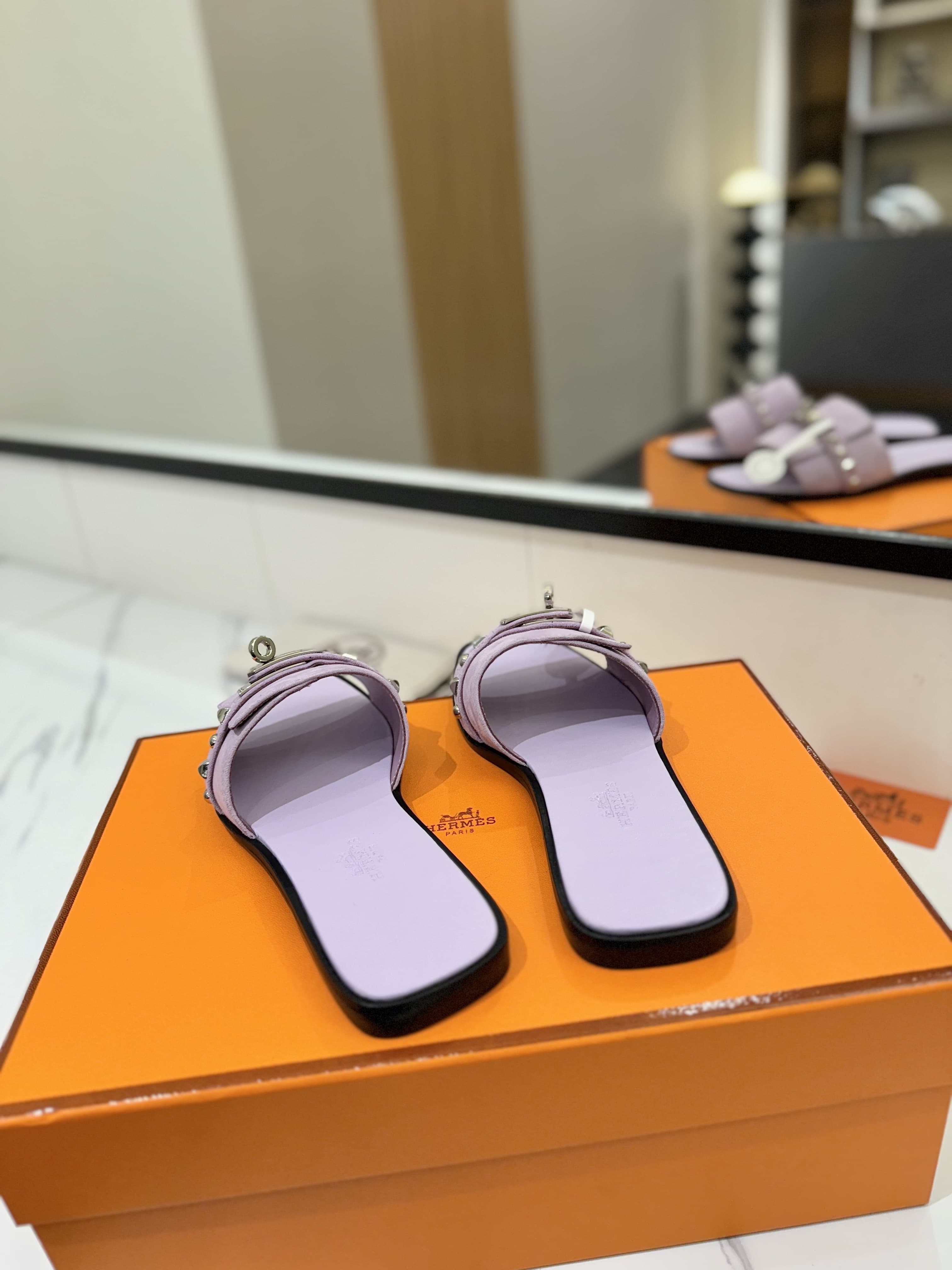 Hermes Slippers