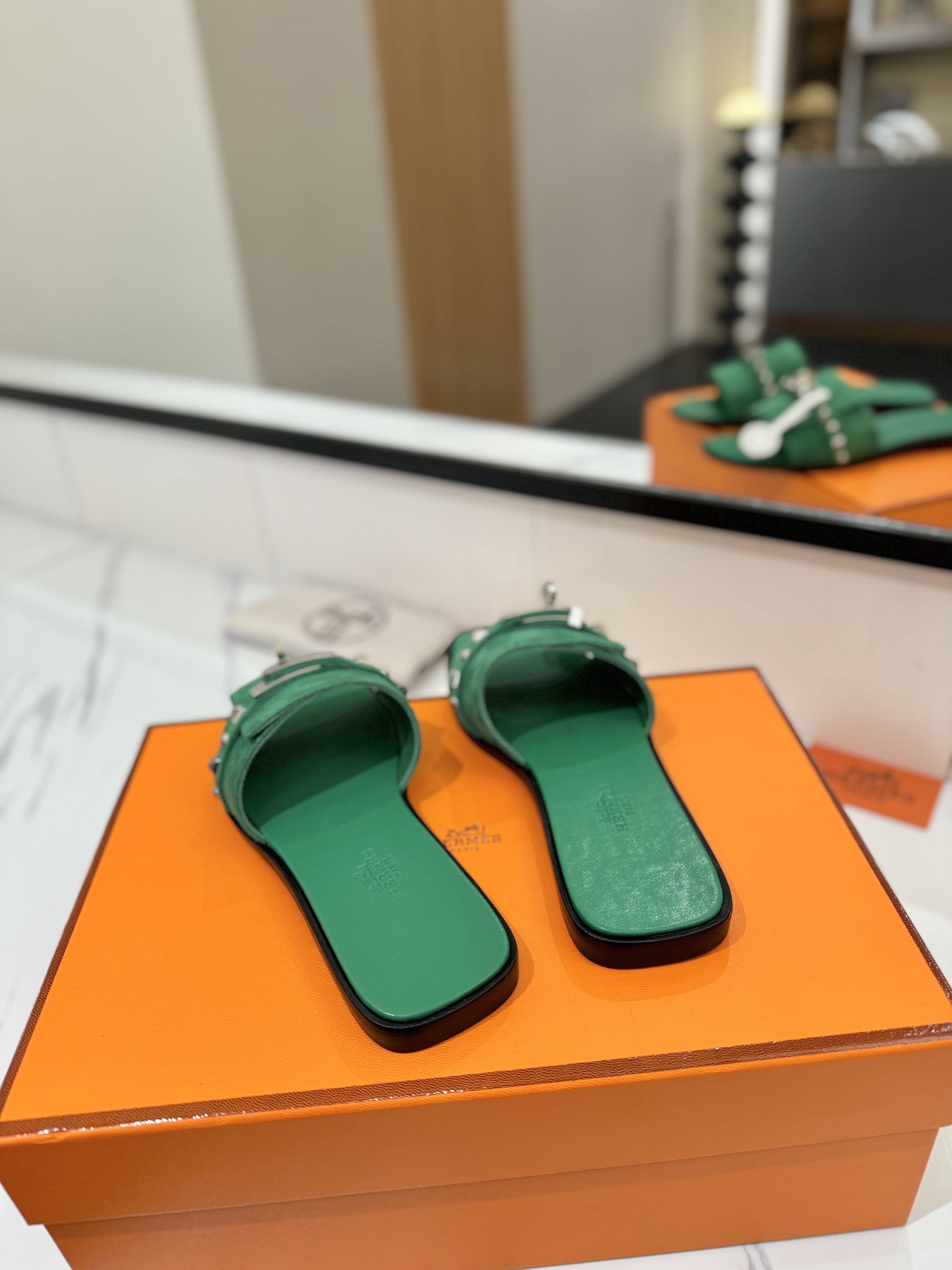Hermes Slippers
