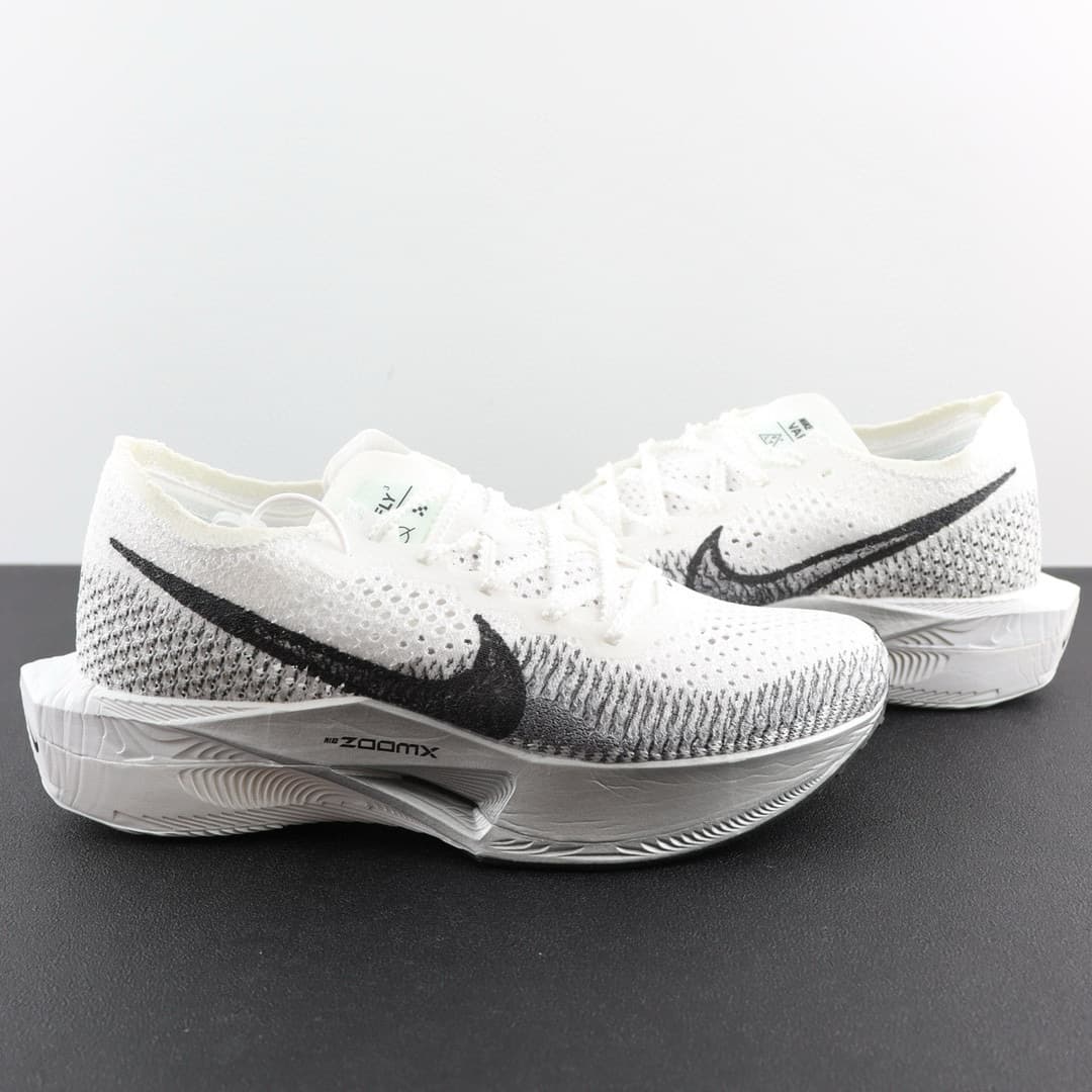 Nike  Zoomx Vaporfly Next% 3