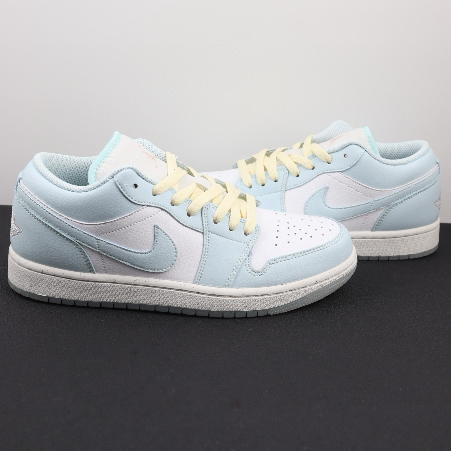 Nike Air Jordan 1 Low