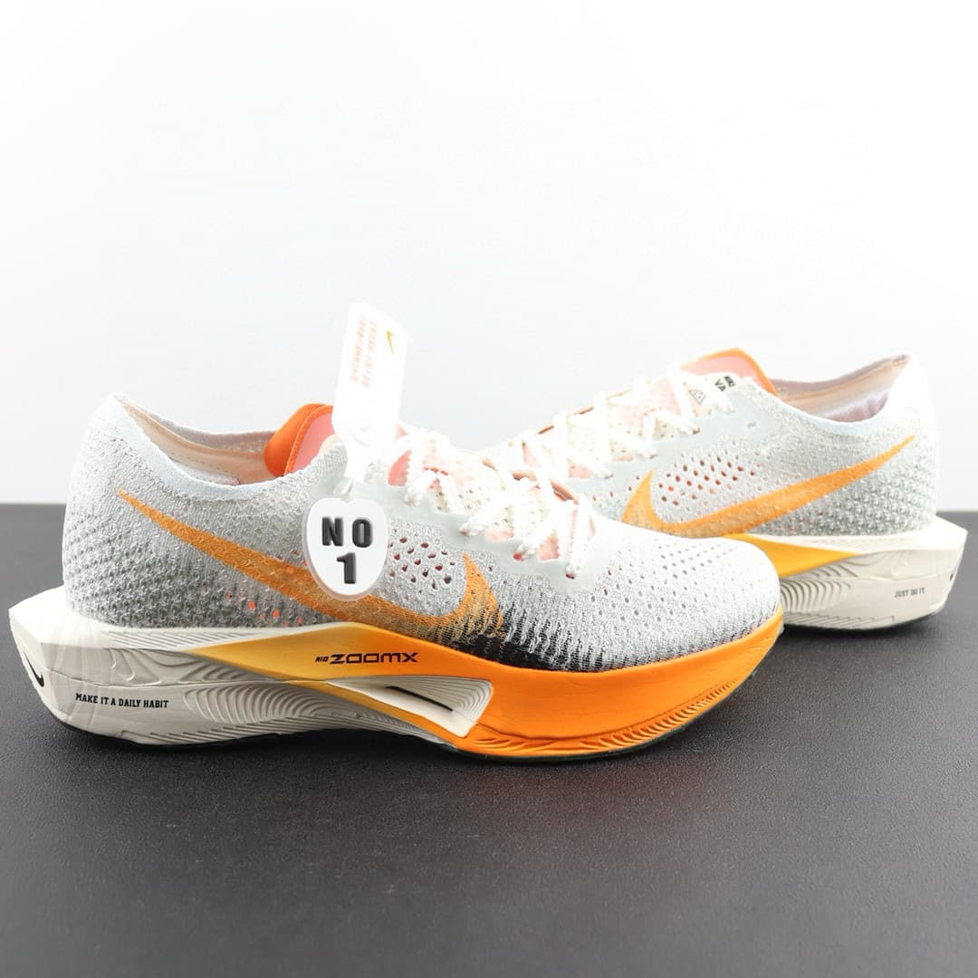 Nike  Zoomx Vaporfly Next% 3