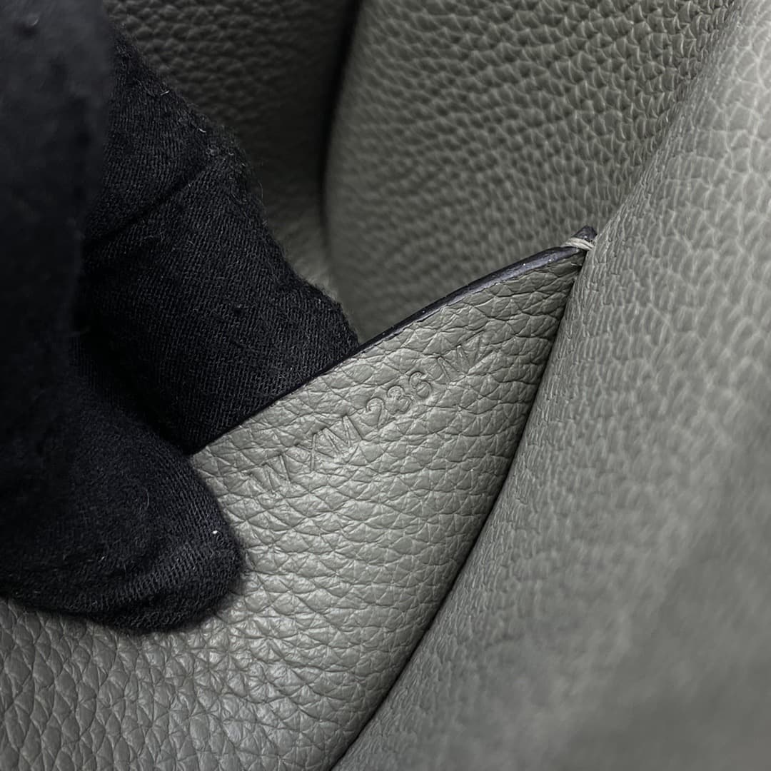 Hermes Man Videpoches