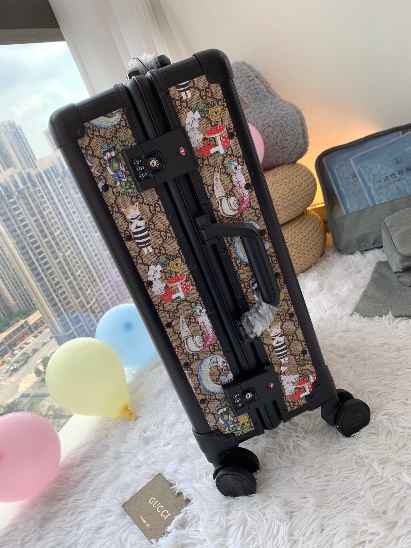 Gucci Suitcase Two Size（20/24 inches）