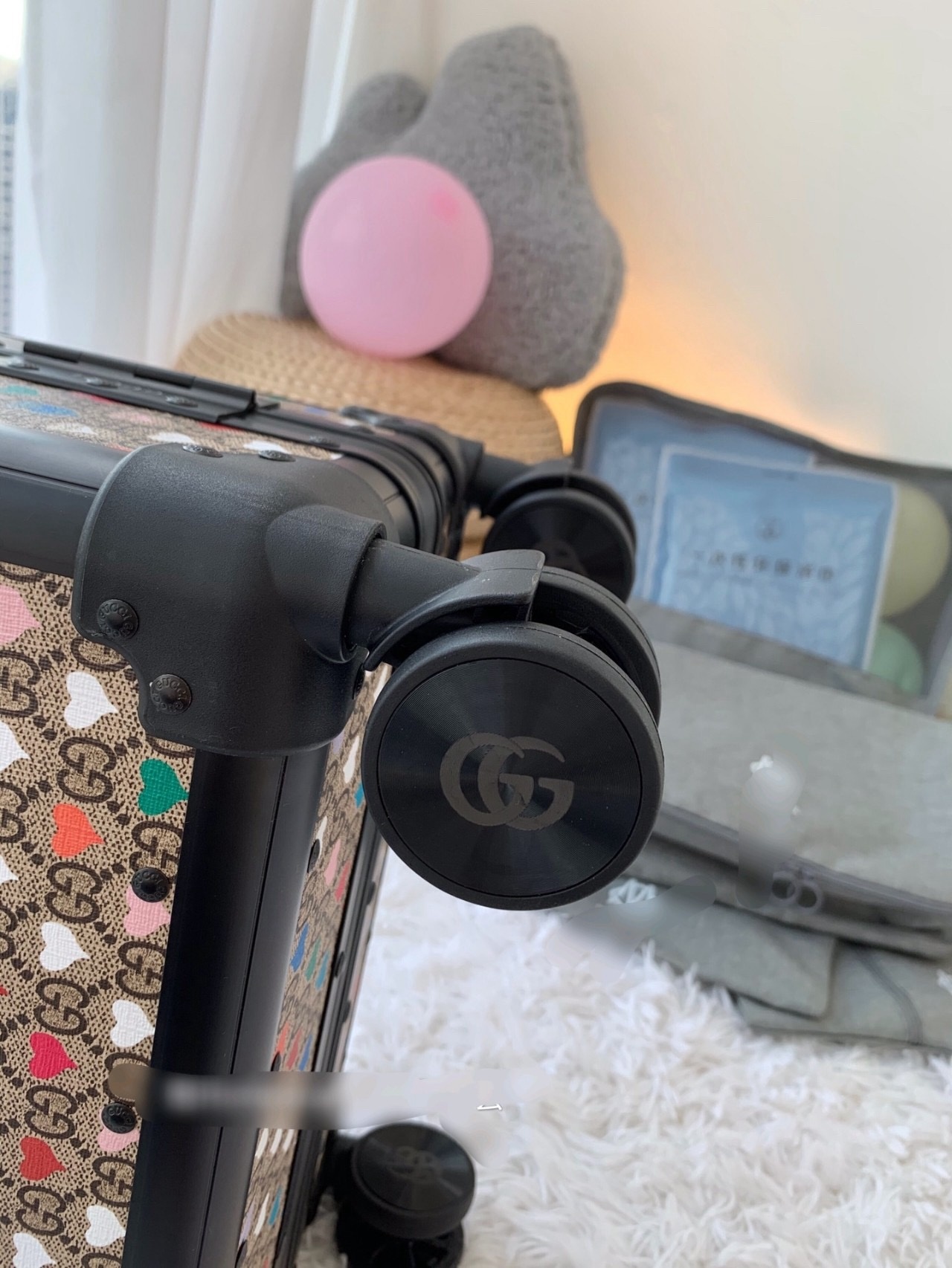 Gucci Suitcase Two Size（20/24 inches）