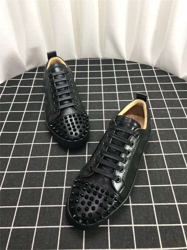 Chirstian Louboutin CL Low Rivet Casual Shoes 015