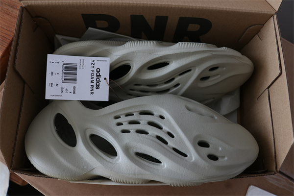 Yeezy Foam Runner GV6840