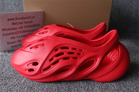 Adidas Yeezy Foam Runner Red GW3355
