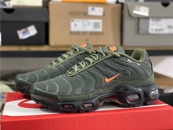 Nike Air Vapormax Plus TN 1.0 SZ 39-13