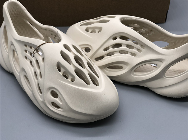 Adidas Yeezy Foam Runner White GV7903