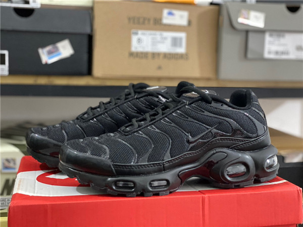 Nike Air Vapormax Plus TN 1.0 SZ 5.5-13