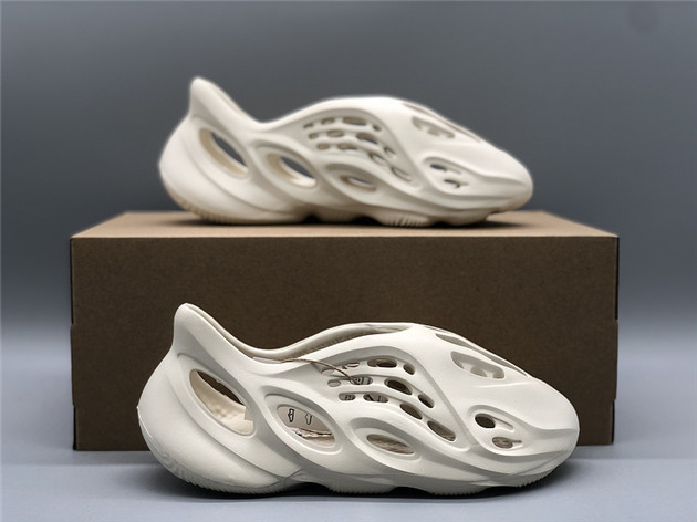 Adidas Yeezy Foam Runner White GV7903