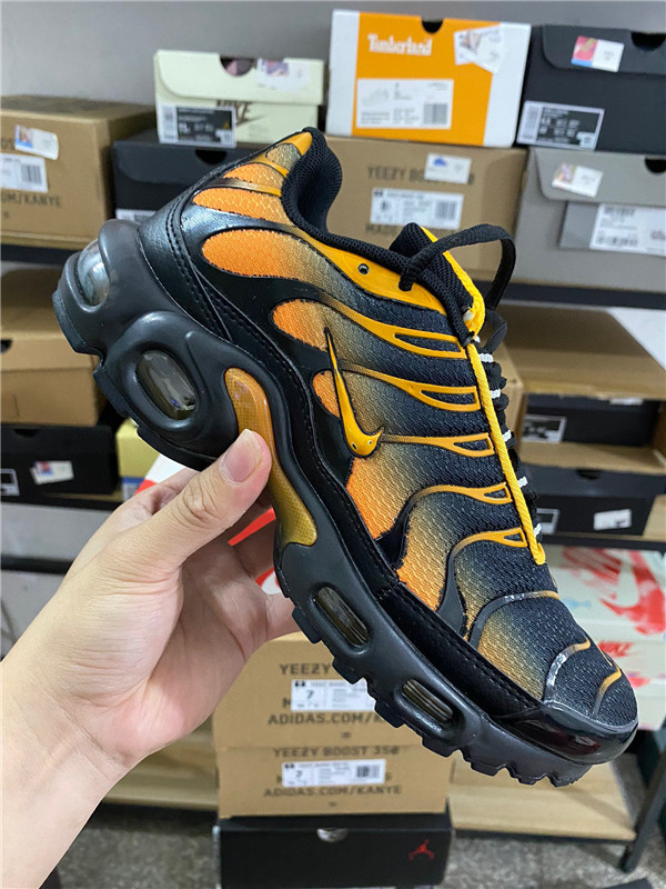 Nike Air Vapormax Plus TN 1.0 SZ 5.5-13