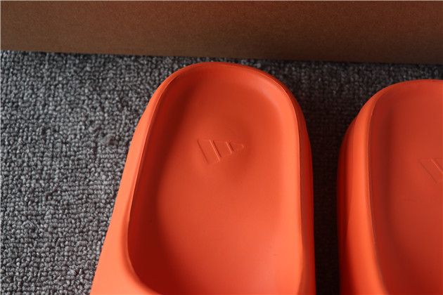 Adidas Yeezy Slide Orange GZ0953