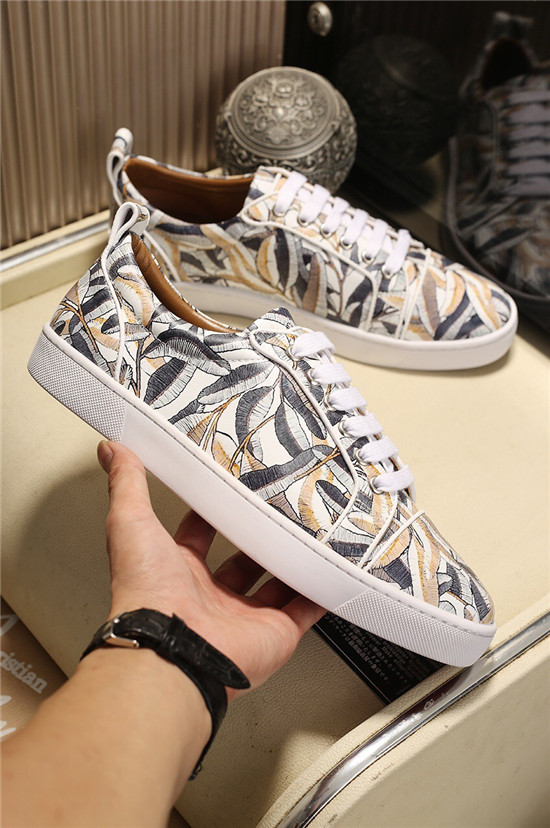 Chirstian Louboutin CL Low Rivet Casual Shoes 055