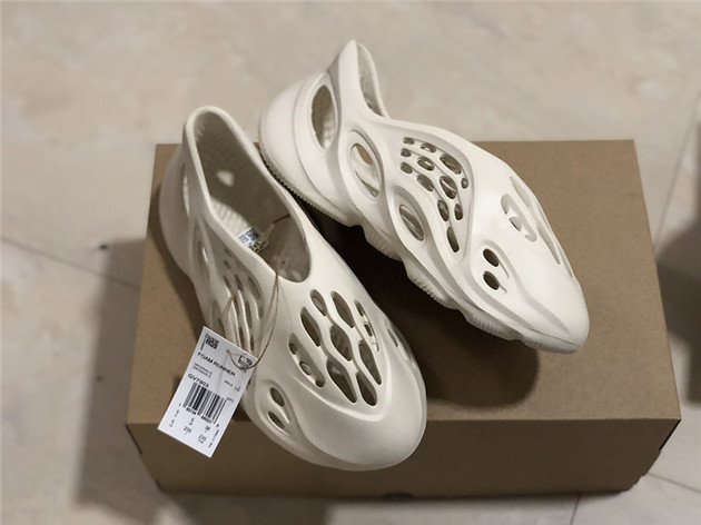 Adidas Yeezy Foam Runner White GV7903