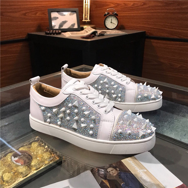 Chirstian Louboutin CL Low Rivet Casual Shoes 021