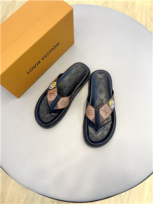 LV Slipper