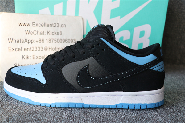 Nike SB Black UNC