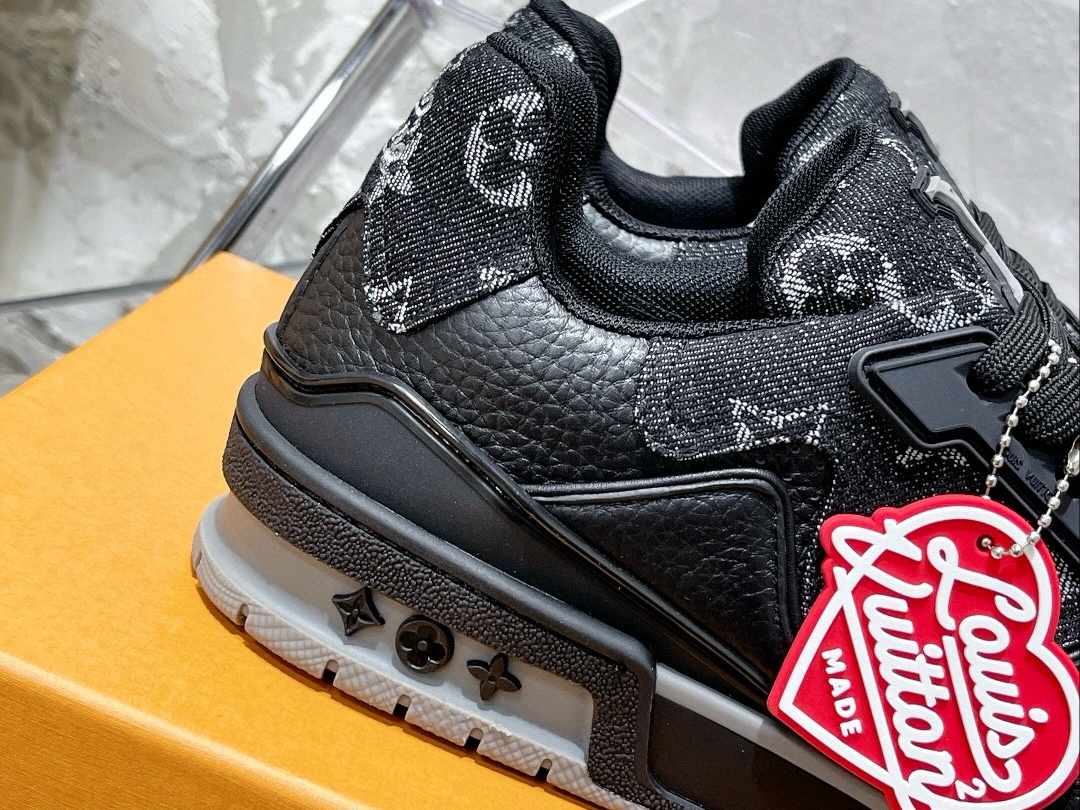 LV Trainer shoes #54