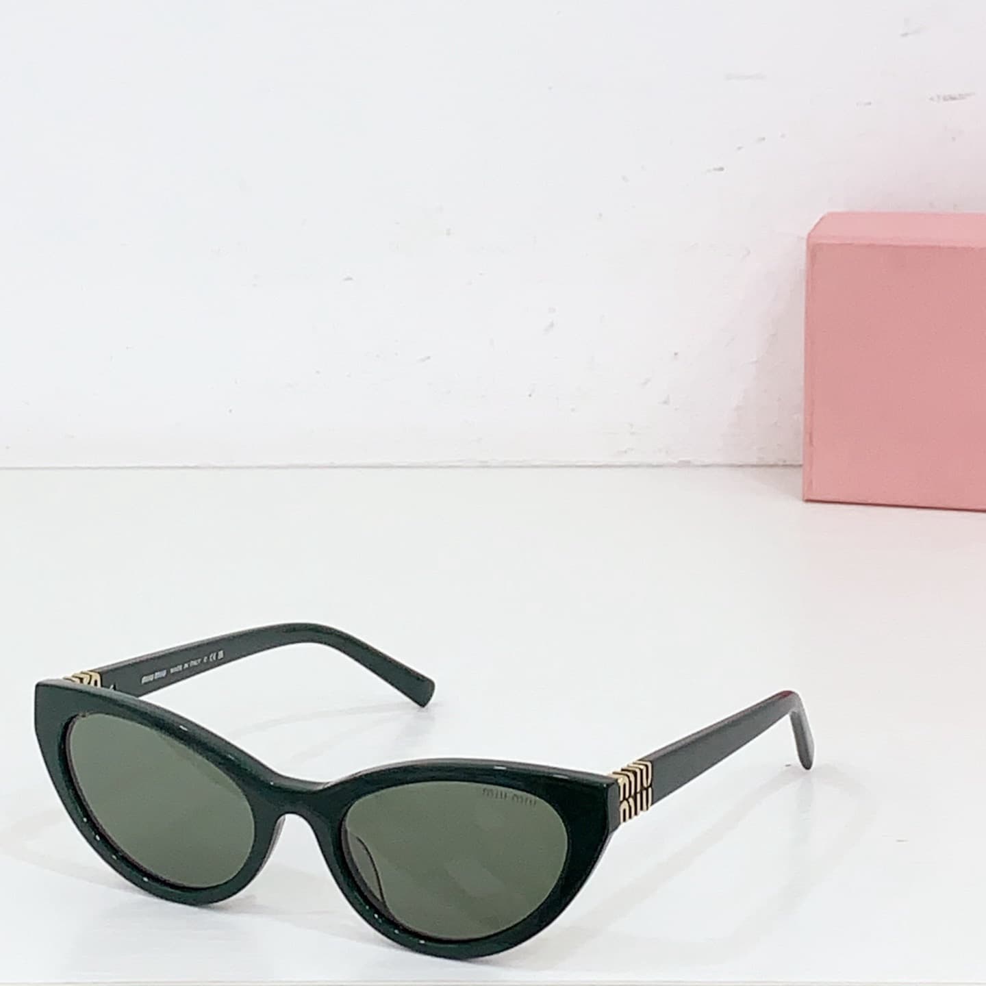 Miumiu Sunglasses