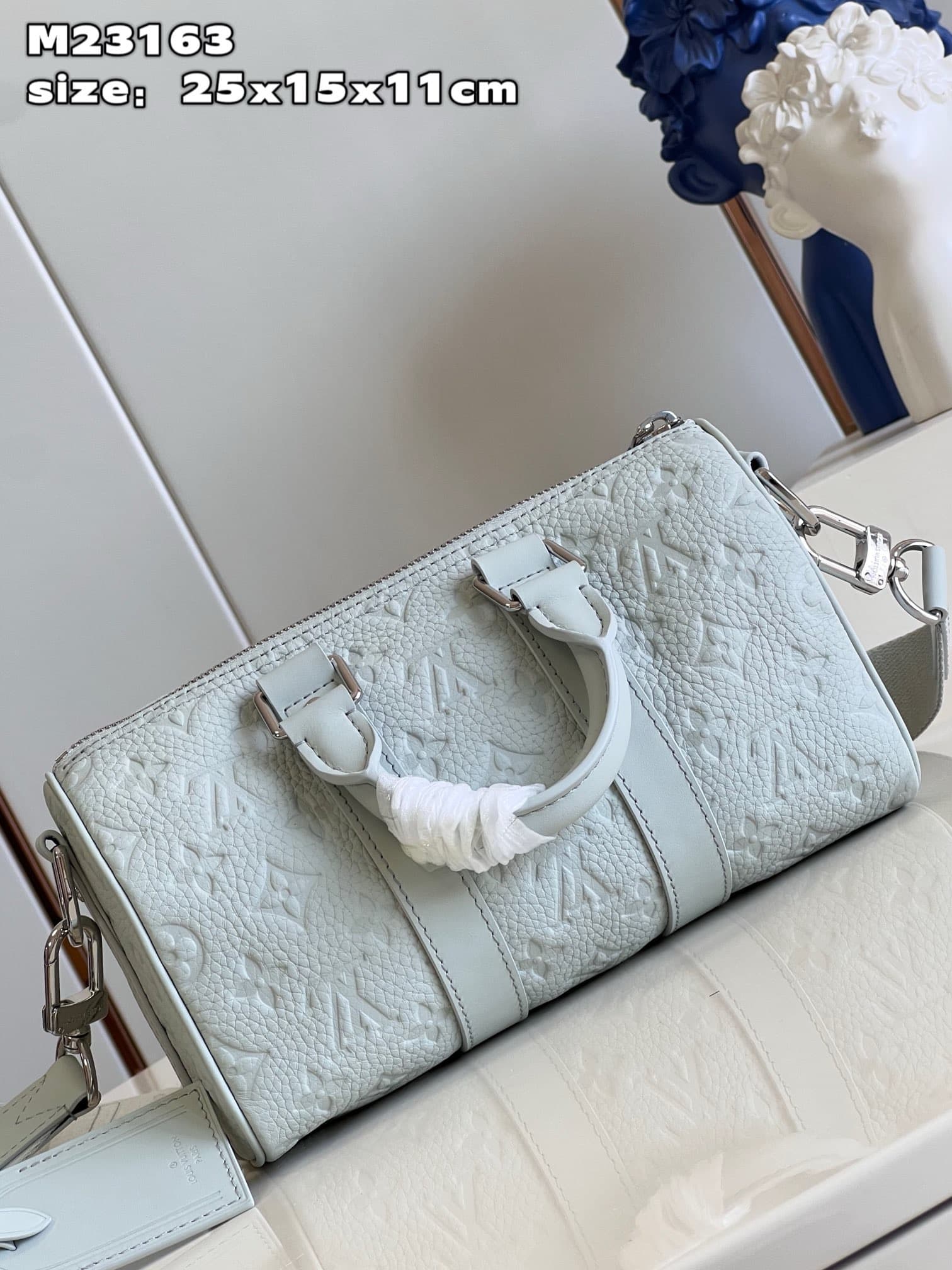 LV Bag Keepall 25 M23163