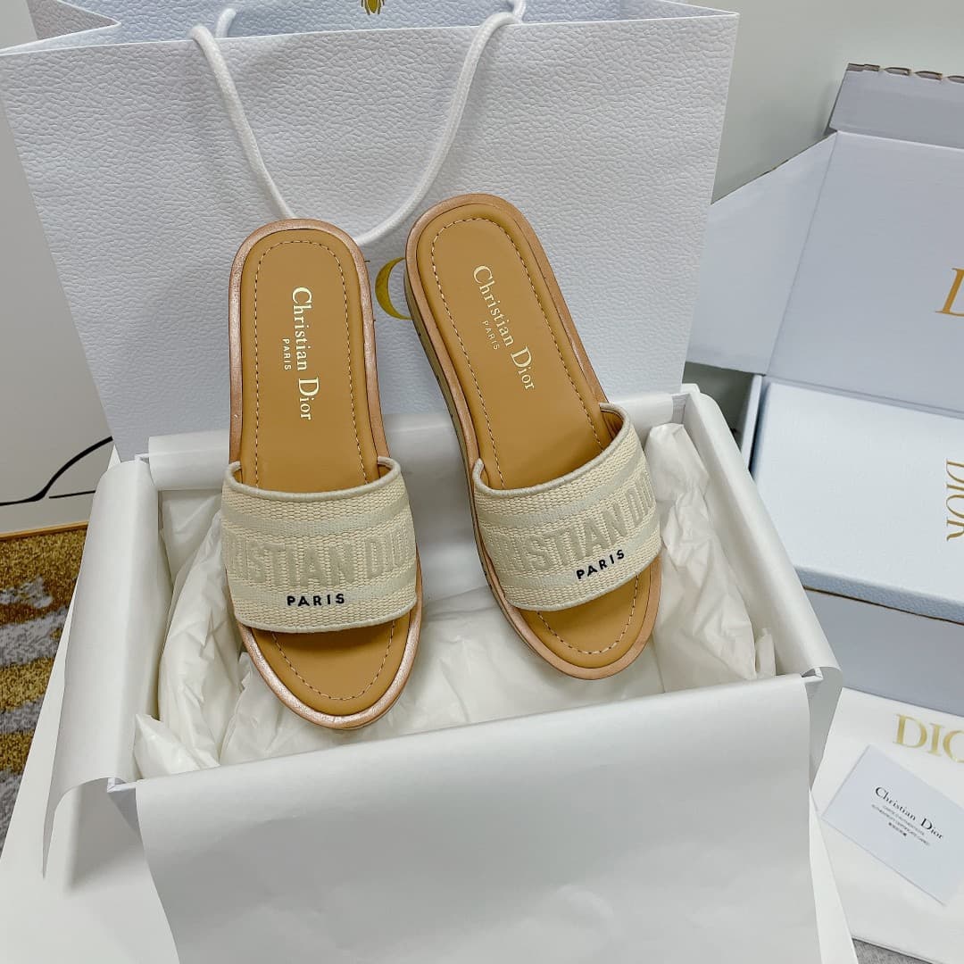 Dior Woman Slippers