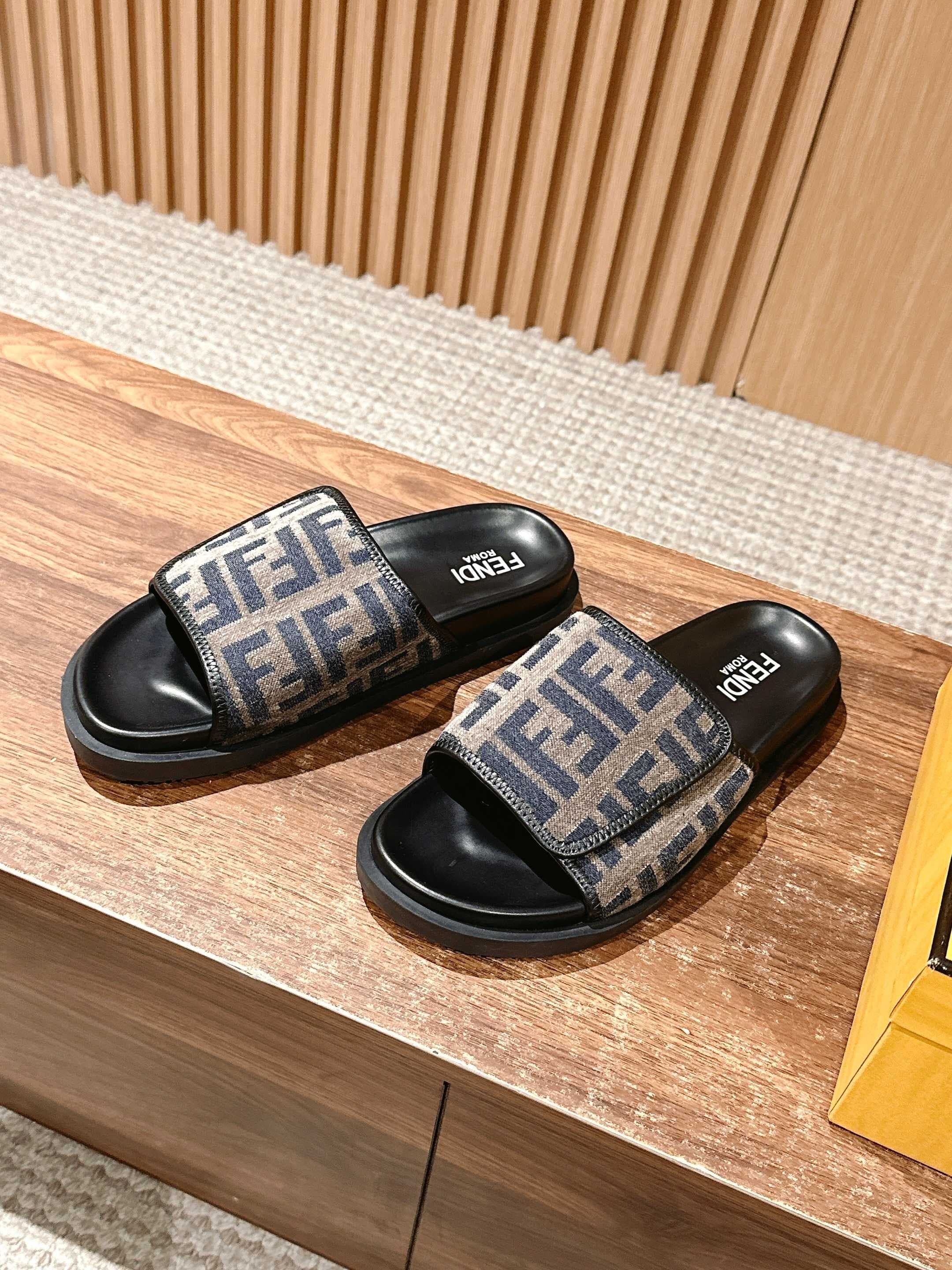 Fendi Couple Slippers
