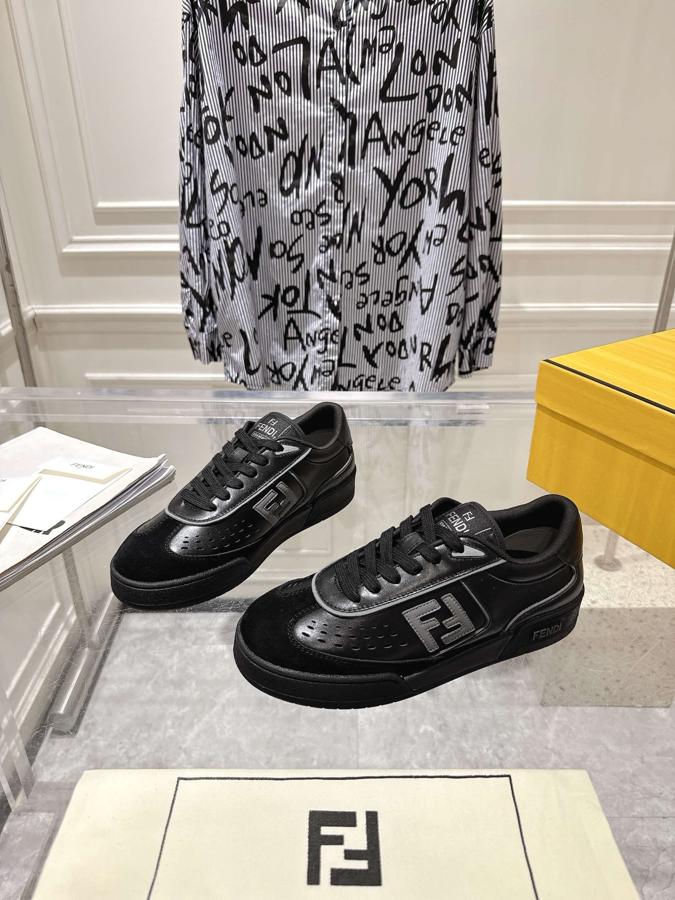 Fendi Woman Shoes
