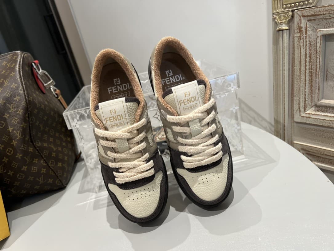 Fendi Couple Shoes