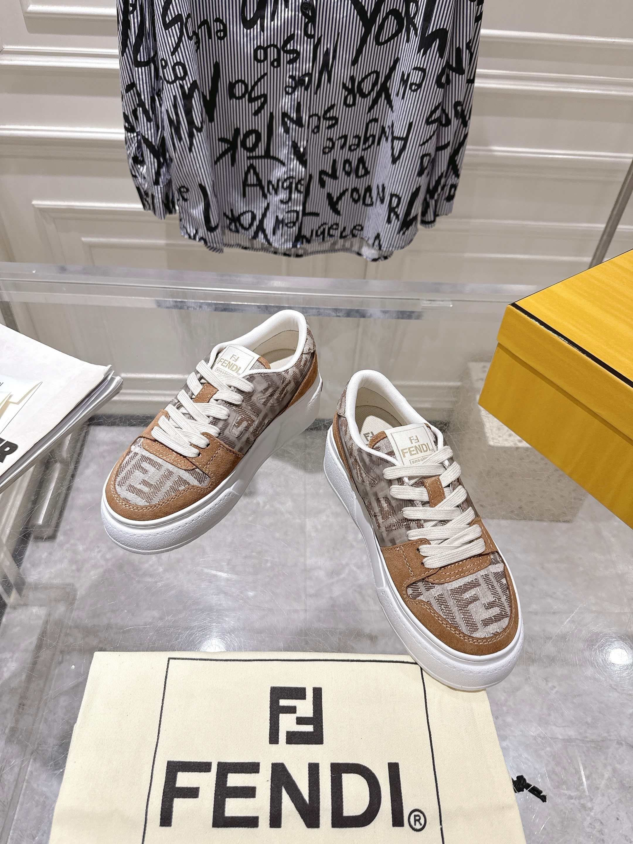 Fendi Woman Shoes