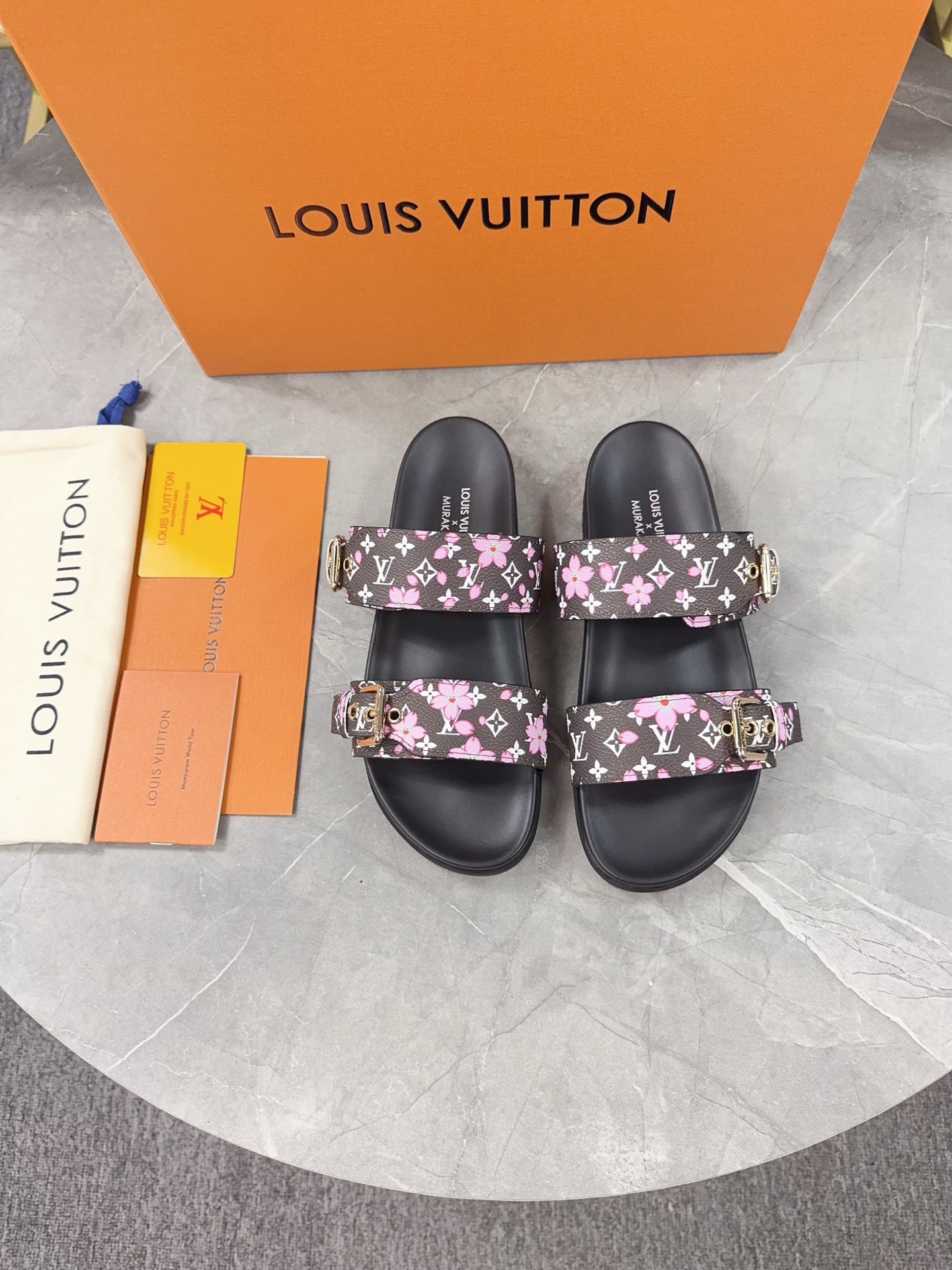 LV Couple Slipper