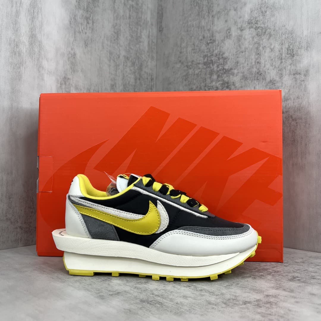 Sacai x Nike LVD Waffle Shoes