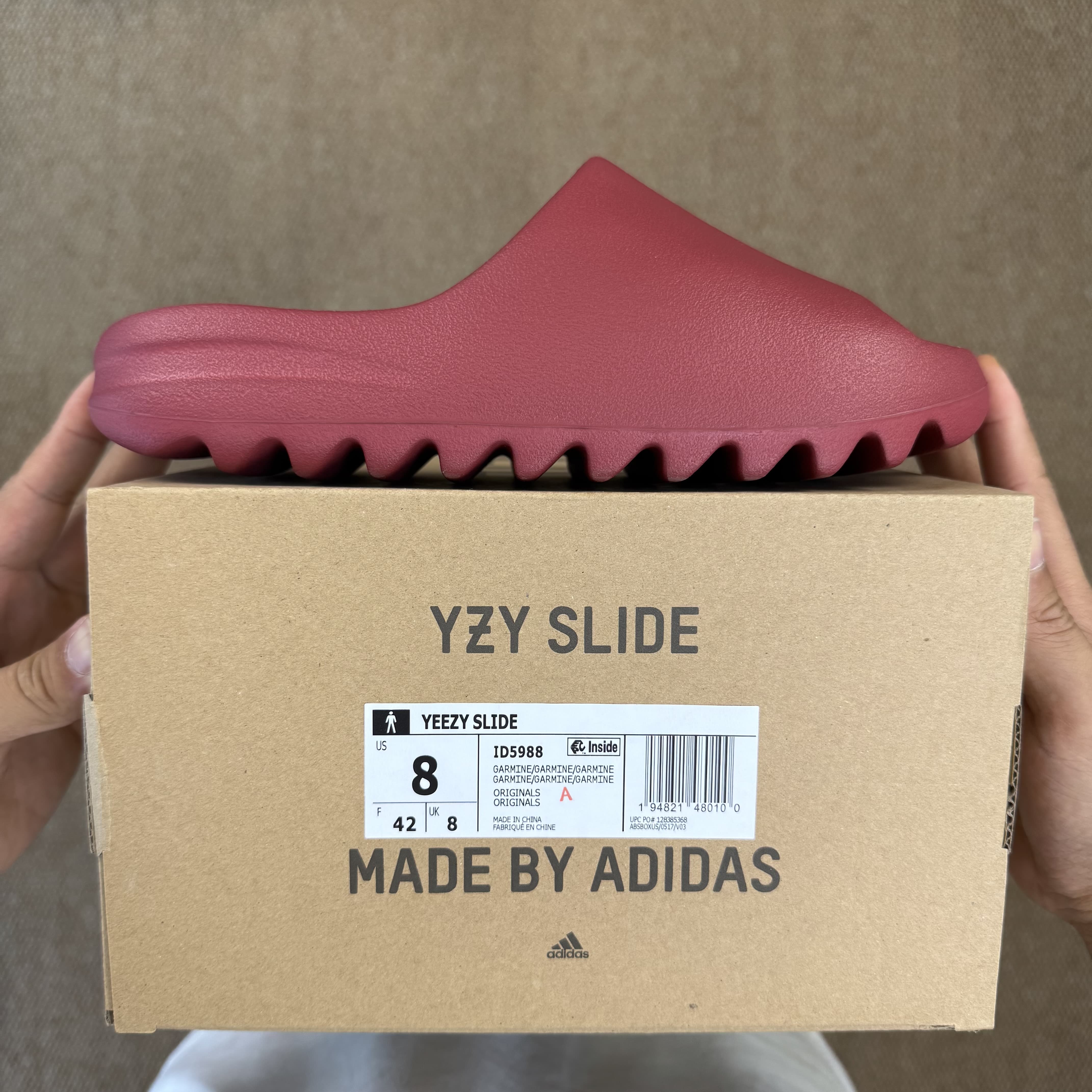 Yeezy Slide ID5988