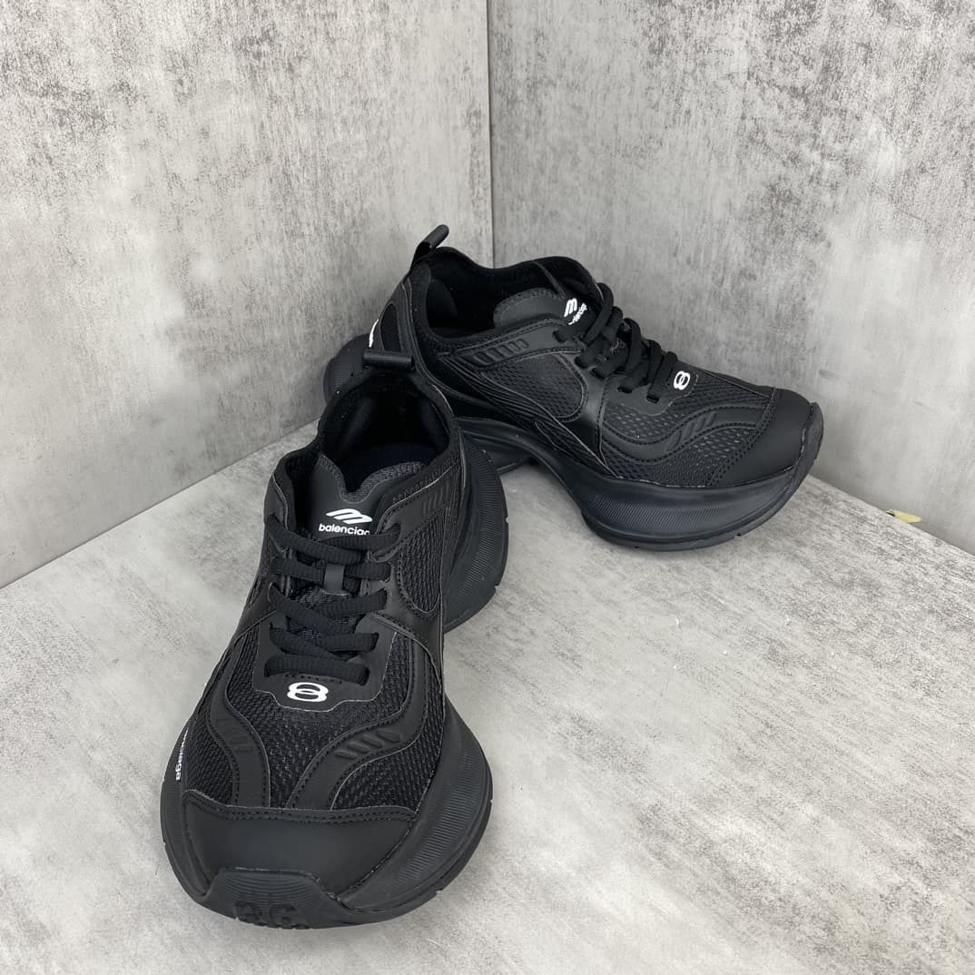 Balenciaga 12.5