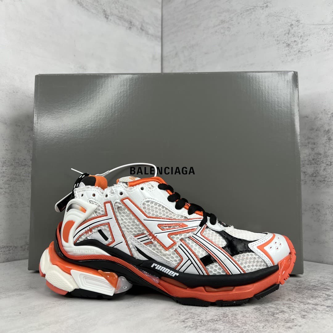 Balenciaga Runner 7.0 2023