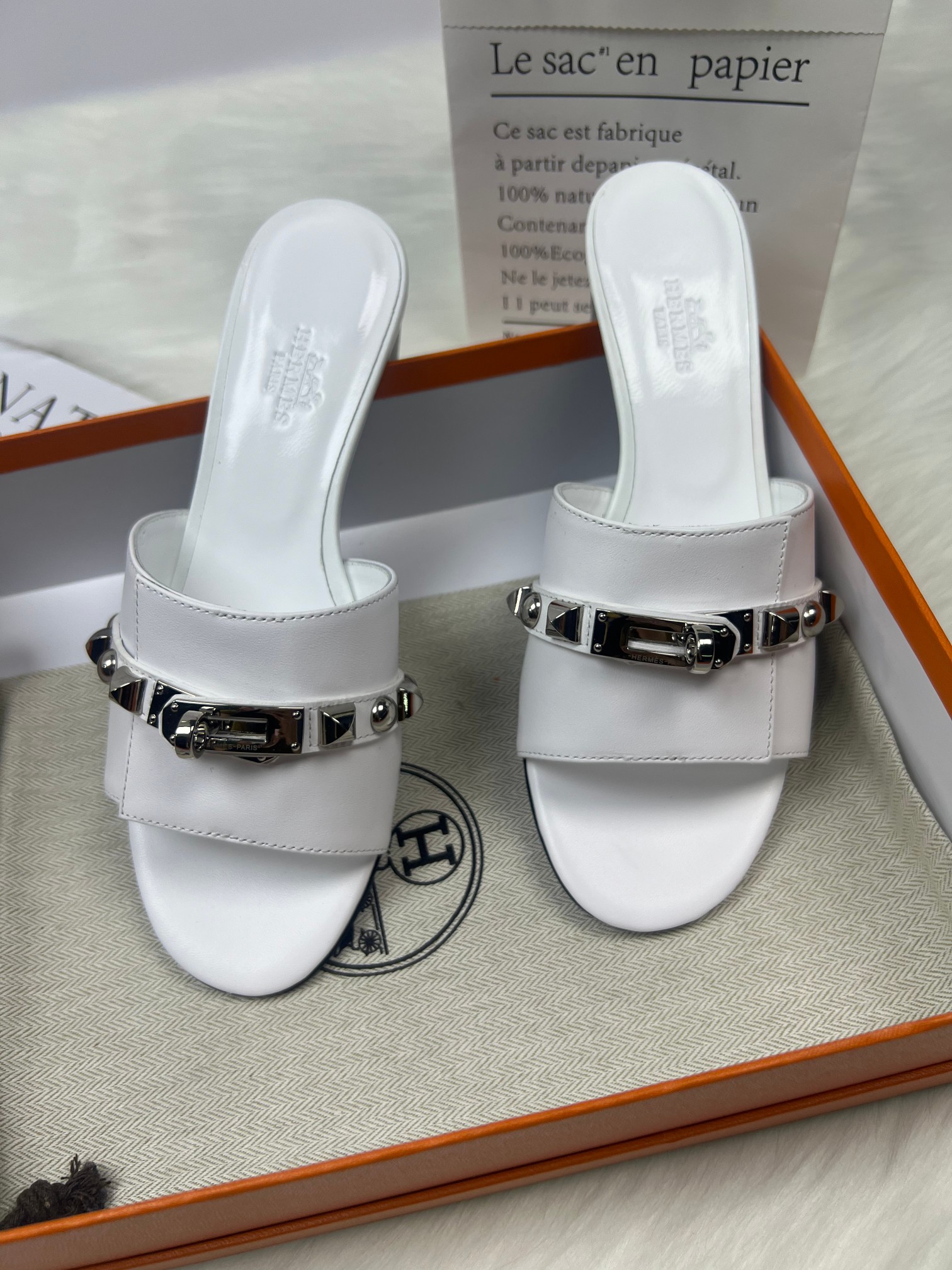 Hermes Slippers