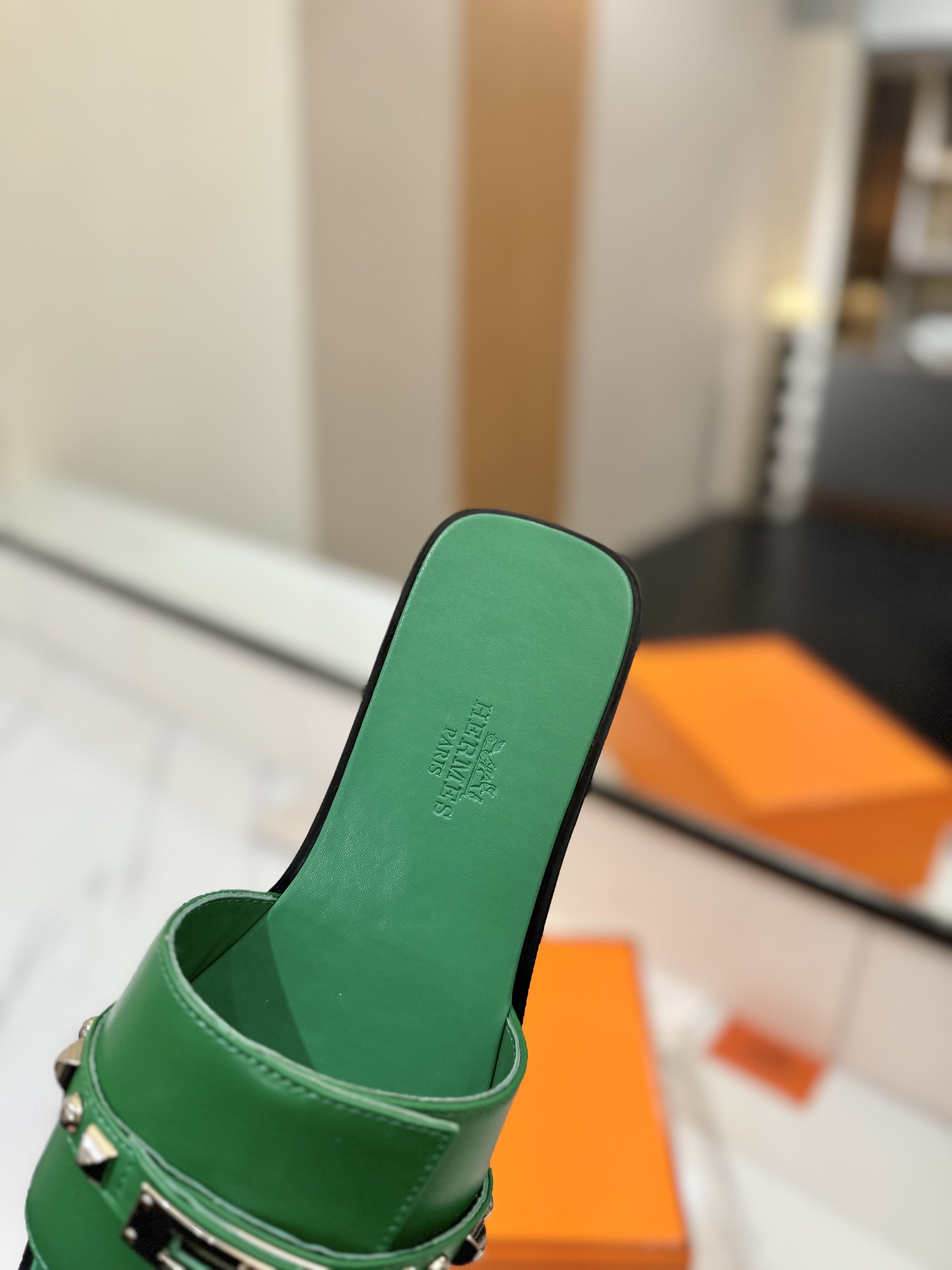 Hermes Slippers
