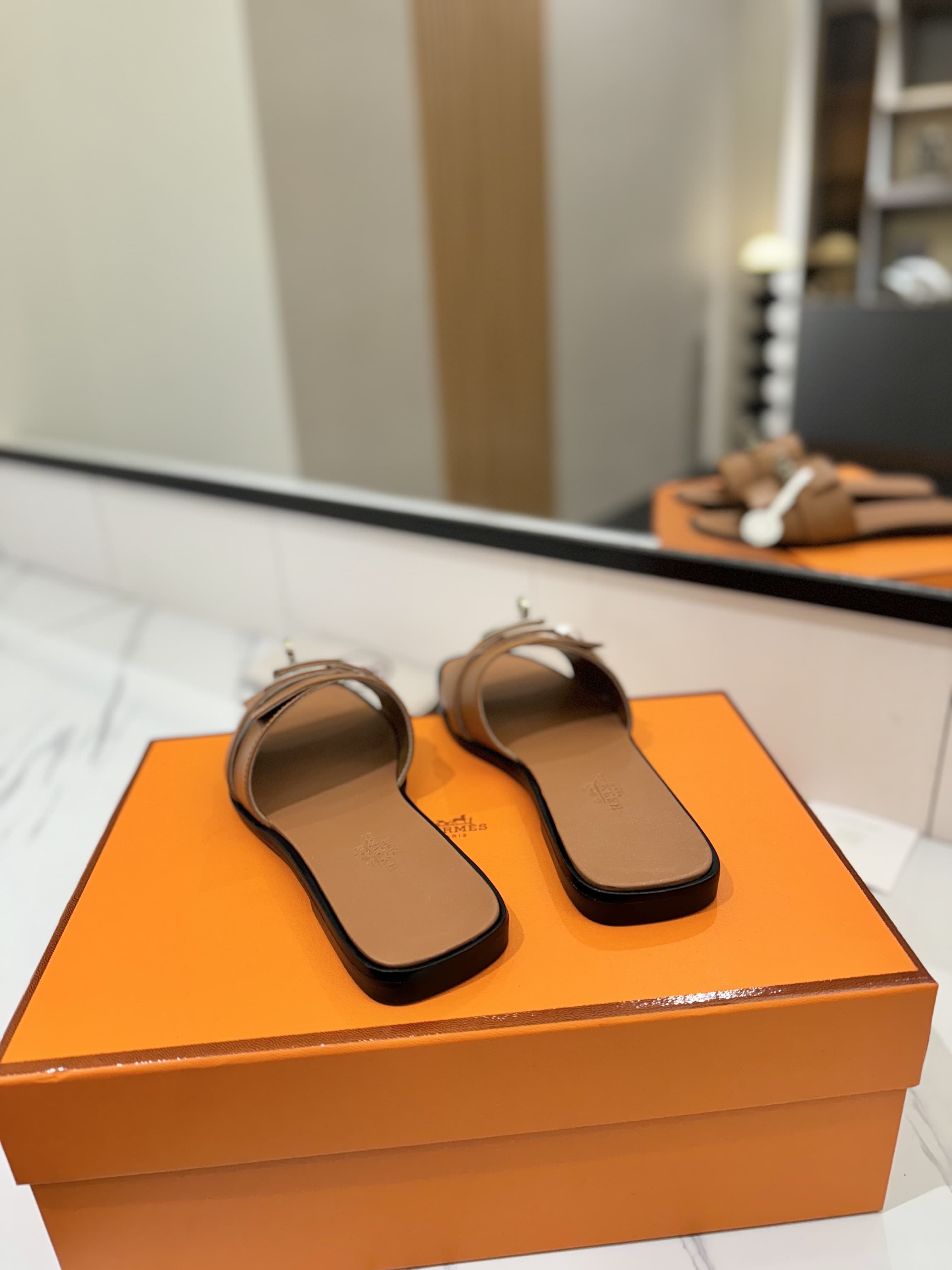 Hermes Slippers