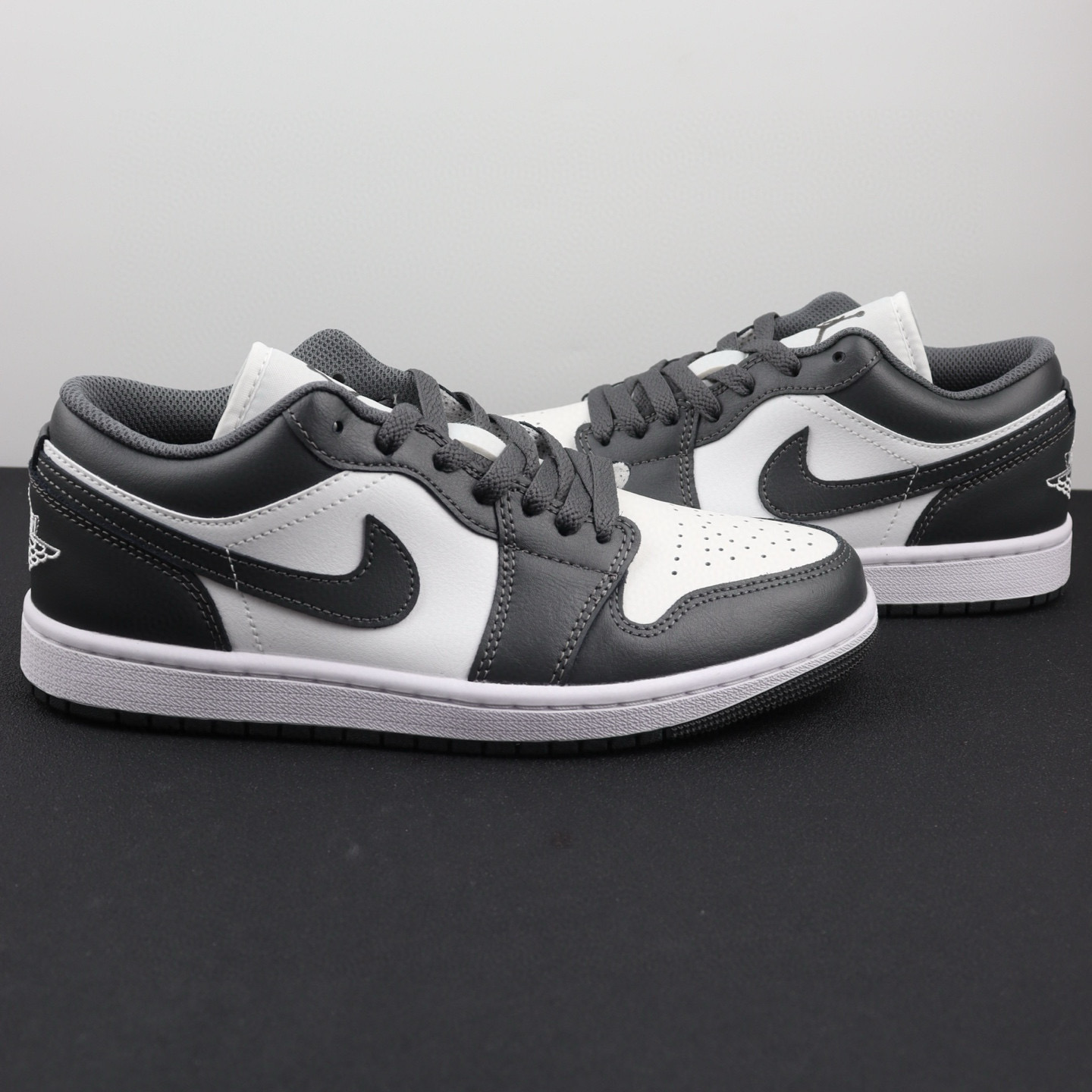 Nike Air Jordan 1 Low