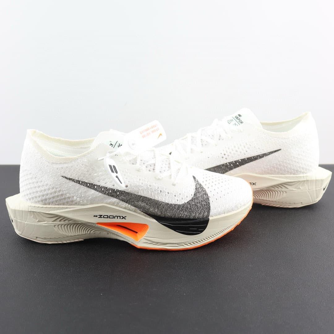 Nike  Zoomx Vaporfly Next% 3