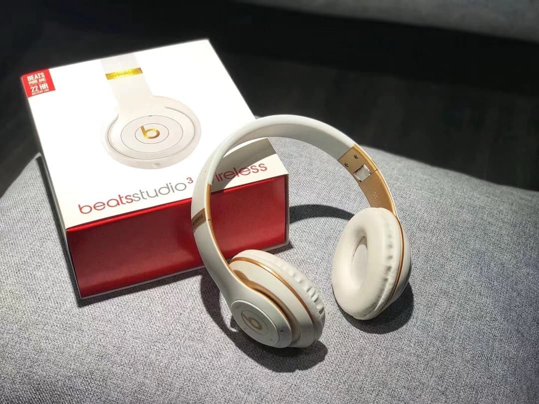 Beats Studio 3 Wireless Over-ear Headphones