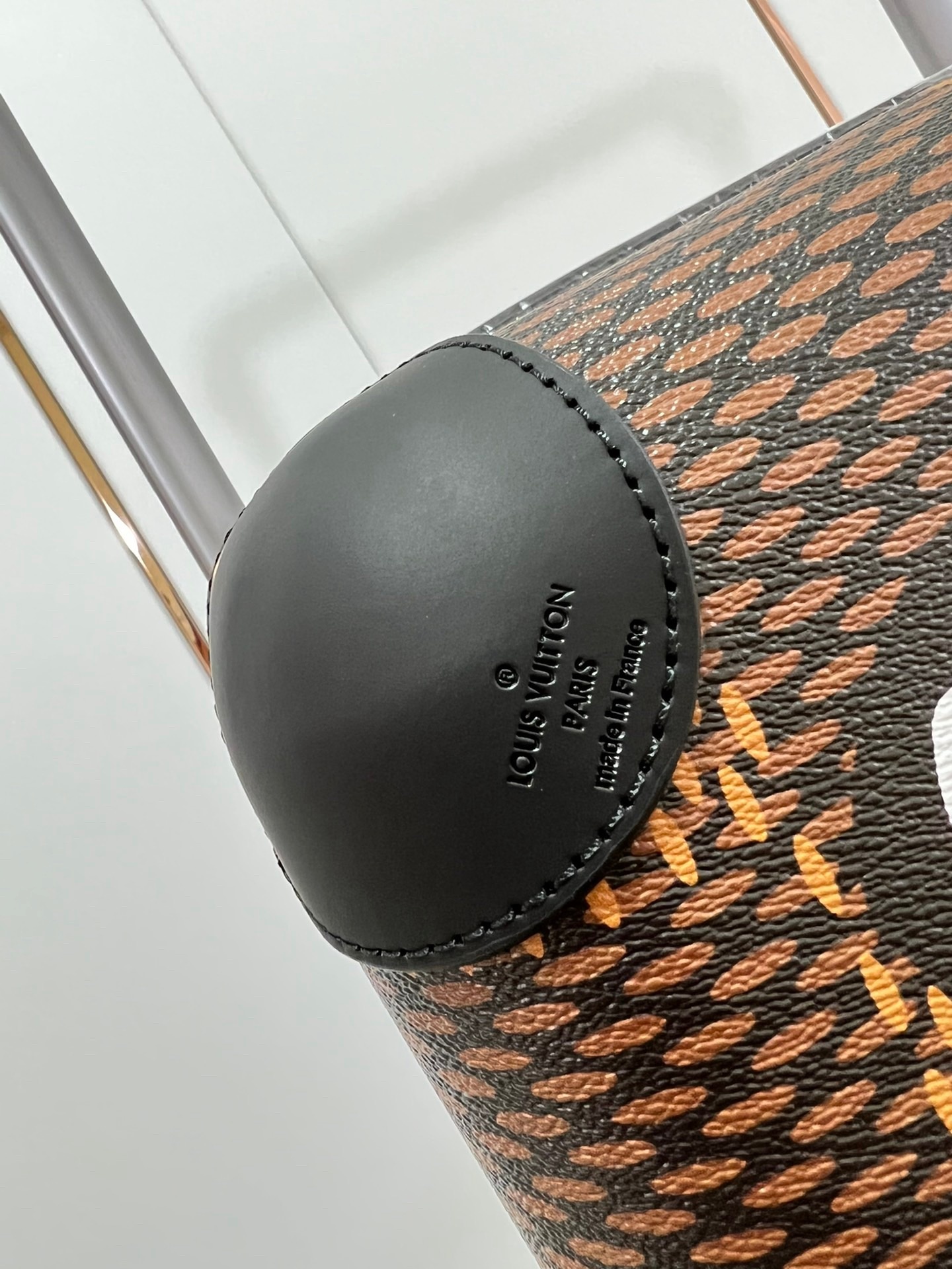 LV Suitcase Two Size（20/24 inches）